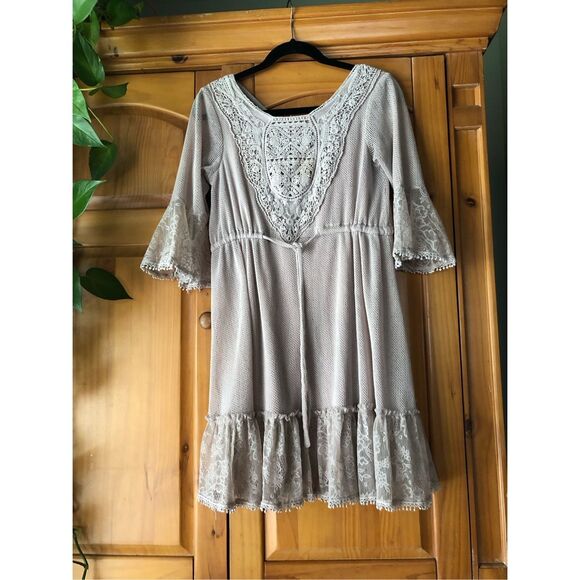 Altar’d State Dress Crochet Lace Taupe Peasant Boho Size S - Picture 3 of 11